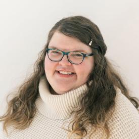 Chrissy Hollermann Headshot